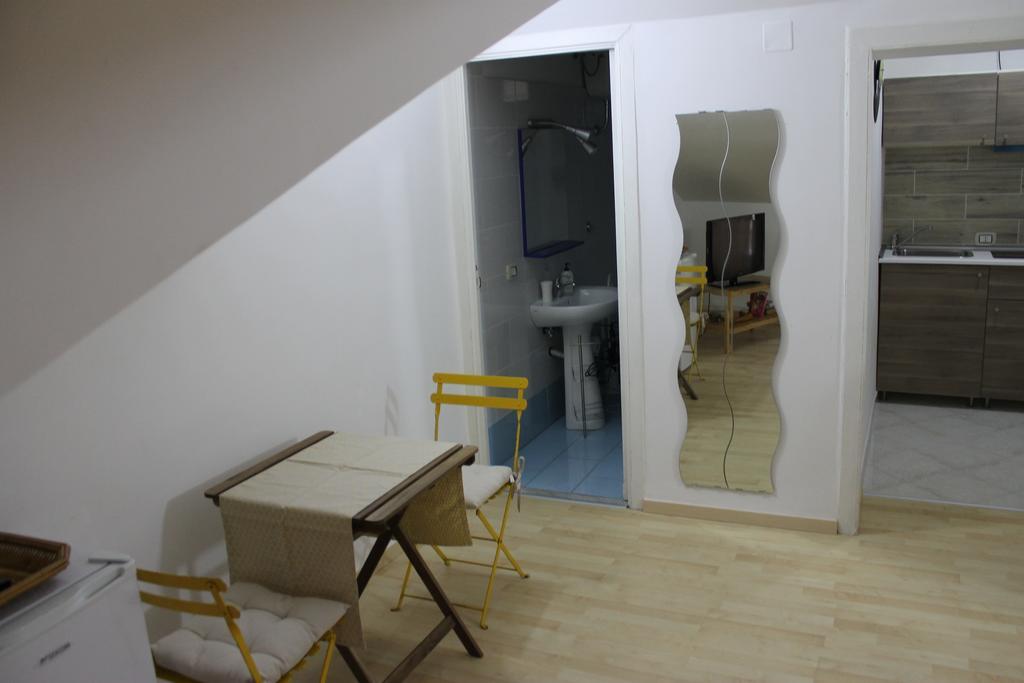 Appartement Casa Nel Cuore Di Napoli Extérieur photo